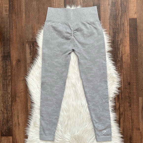 ✨GYMSHARK | Original Camo Seamless Leggings | Grey | Size L ✨ - Picture 4 of 9